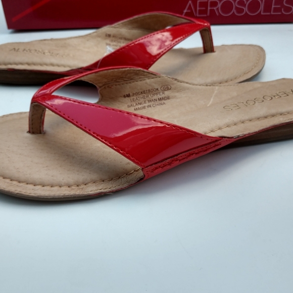 AEROSOLES | Shoes | Aerosoles Patent Red Thong Sandals Size 6 | Poshmark